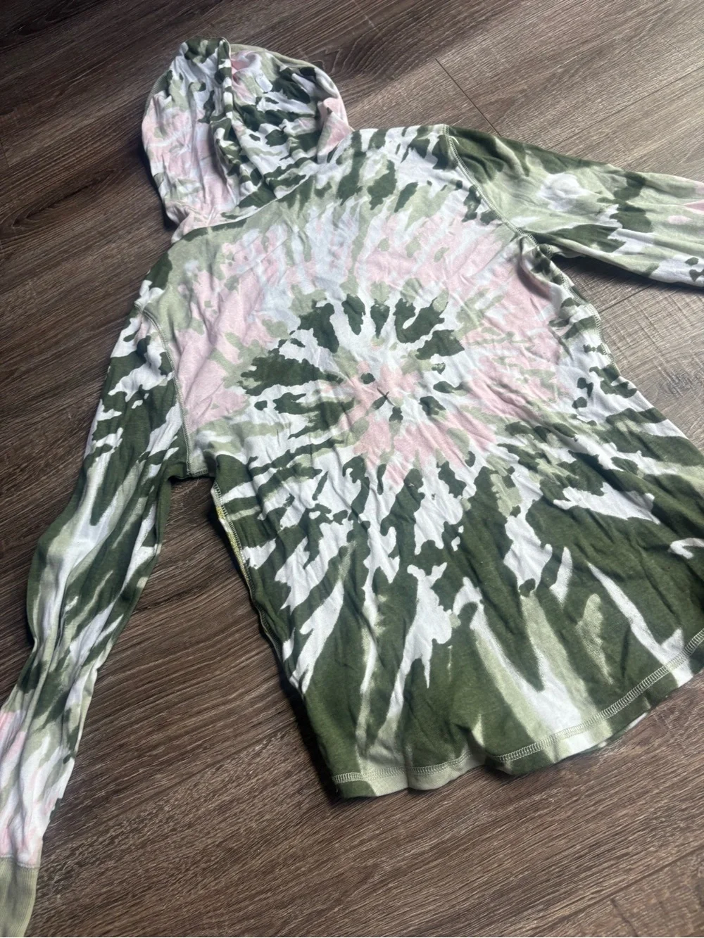 Justice Green and Pink Tie-Dye Long Sleeve Top with Gold Graphic NWT